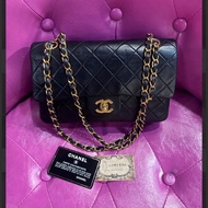 Chanel cf23黑金羊皮vintage斜背包/王吉娜古董精品