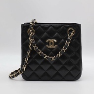 CHANEL Mini tote粒面牛皮水桶包 - 黑金