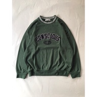 Essential sweatshirt