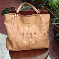 Tote kulit asli DAKS . Preloved