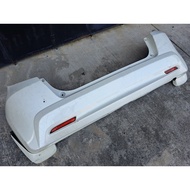 Japan Original Honda Jazz Fit Hybrid GP1 GE8 GE6 Rear Bumper With Reflector And Mudguard White Colour