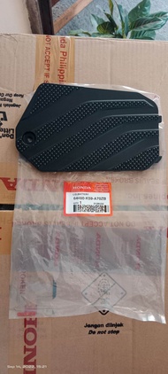 HONDA CLICK 125/150 BATTERY LID