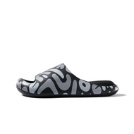 Posee 2023 รองเท้าแตะลำลองใหม่หนากันลื่นพื้นน่ารักแมวอุ้งเท้ารูปแบบสำหรับฤดูร้อนสำหรับผู้ชายและผู้หญ