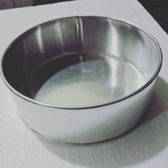 Round baking pan size 28x28xheight 7 cm