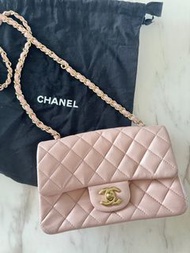 Chanel classic flap 20