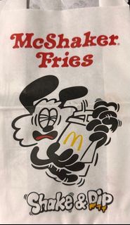全新：限量 官方 珍藏 麥當勞 m記 verdy 公仔 玩具 黑色 白色  薯條 漢堡包  白色 細紙袋 紙袋 shark shark袋