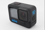 GoPro HERO10 BLACK（帶遙控器、腕帶、GoPro 保護套）穿戴式相機防水