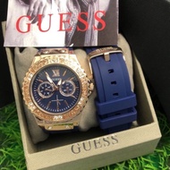 Guess นาฬิกาสายซิลิโคลน แถมกล่องแฟชั่น