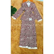 Cool fabric long-sleeved clothes under 60 kg, message shop for samples
