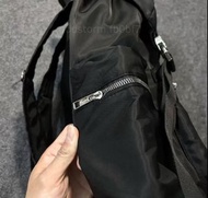 Oakley VULCAN 雙肩磁吸扣背包 黑色796 | 香港快遞發貨【實拍現貨】