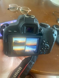 Canon EOS 800D