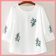 Plus Size Women's Summer Embroidered Retro Top Round Neck Half-Sleeved Mom Dress Loose Plus Size T-Shirt Women