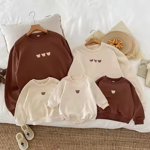 Cute Bear Printed Family Matching Outfits Mom Daughter Dad Son Family Look Sweatshirts Baby Romper D