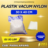 NYLON VACUUM PLASTIC 30 x 40 CM