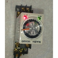 H3YN-2 21 Small Timer OMRON 24v AC110/220V Relay Y92F-78 Protective Case