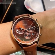 BOSS手錶,編號HB1513605,42mm玫瑰金圓形精鋼錶殼,古銅色三眼, 時分秒中三針顯示錶面,咖啡色真皮皮革錶帶款,輕奢時尚!, 暢銷熱賣!