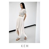 Kemissara Bias Cut Pleated Skirt Eggshell Cream Elastic Waist Skirt กระโปรงพลีตสีขาวครีม กระโปรงเดรป