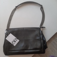 Zara กระเป๋าสะพายไหล่ผู้หญิง สไตล์ร็อค (ZARA333)