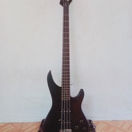 gitar bass bekas cort prince
