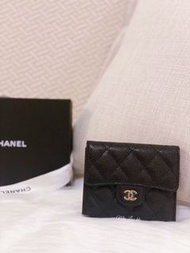 全新現貨 長期斷貨 經典長青款 Chanel Classic Calfskin Small Flap Wallet (Black x Gold) 牛皮短銀包 (黑色金扣)