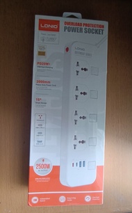 LDNIO 英規拖板 萬用插頭款 USB/TYPE-C 手機 充電 獨立開關 UK Universal Power Strip Power Socket