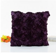 全城熱賣 - 立體玫瑰繡花居家抱枕（紫色）（尺寸：42*42（含500克磨毛布高彈3維棉芯））