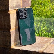 【稻田】墨綠phone16pro手機殼真皮15max保護套14蘋果13全包防摔
