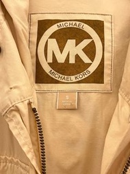 #23初夏時尚 - MK(Michael Kors)戶外外套