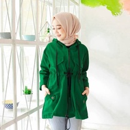 Baju Muslim Modern UNIQLO PARKA JAKET Bahan KANVAS Baju Hangat Model Terbaru Jaket Trendy Baju Hangat Simple Model Casual Jaket Simple Baju Musim Dingin Kekinian Jaket Fashion Terbaru Dan Termurah Jaket Muslim Wanita