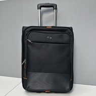 美國 SOLO NEW YORK 黑色牛津布 拉桿 直身 行李箱