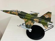 1/48 46中隊 F-5F 飛行狀態