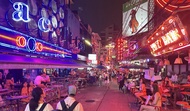 (Free eSIM) Bangkok iconic nightlife & red-light tour by MyProGuide
