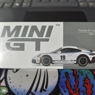 Mini GT 1009 Porsche 911 Dakar Rally Sealed