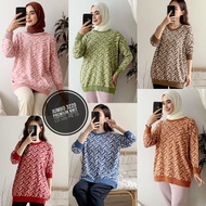 Women's Top - Oversized Knit Top B3220