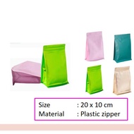 10PC CLIP PLASTIC / 10PC ZIPPER PLASTIC / 10PC ZIPPER CLIP PLASTIC