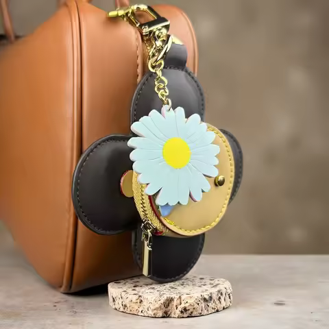 Real Leather Coin Purse with Daisy Charm-Cute Keychain Bag Clip for Handbag-Detachable Daisy Flower 