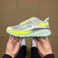 Hoka Clifton 9