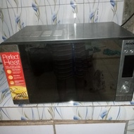 Bekas/Preloved Microwave Oven Modena