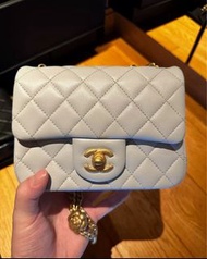 New Chanel 灰色山茶花金球方胖子 17cm mini sqaure