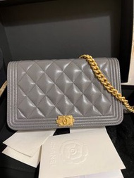 (Sold) Chanel boy wallet on chain / woc / grey caviar 荔枝牛皮手袋