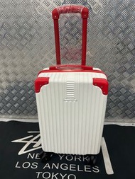 特價： 20 inch luggage 20 吋行李箱 55 x 35 x 22cm