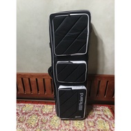 high quality Roland xps10 keyboard customized gig bag (white piping and white side pockets)