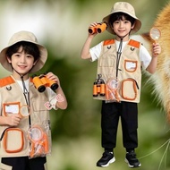 The zookeeper Explorer Costume outfit for kids