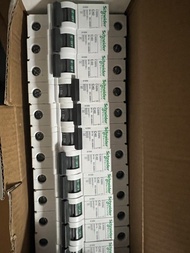 Schneider 1P 40A MCB