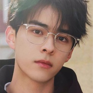 Anti-blue light no degree glasses men's models can be equipped with myopia degree astigmatism eyebro