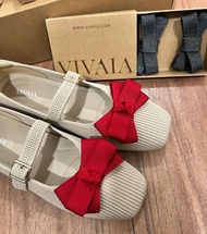 VIVAIA 淺卡其色平底鞋