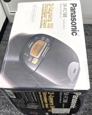🔥全新🔥香港行貨+🔥日本製造 🔥PANASONIC 樂

聲SR-FC1881.8公升IH磁應金鑽西施電飯煲

(日本製造)