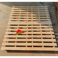 Giường gỗ tự đóng theo kiểu pallet 1m6x2m 1m8x2m 2mx2m cao 10cm chịu lực tốt khe hở nhỏ đa
