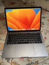 95%新 MacBook  pro 2018 13吋 Retain i5 4核 8GB 256GB Four thunderbolt
