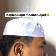 MADINAH KNITTED PECI 3 FINGERS AND 4 FINGERS MADINAH KNITTED PECI/
